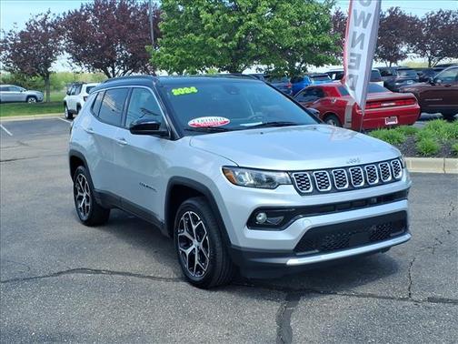 Silver Zynith 2024 Jeep Compass Limited