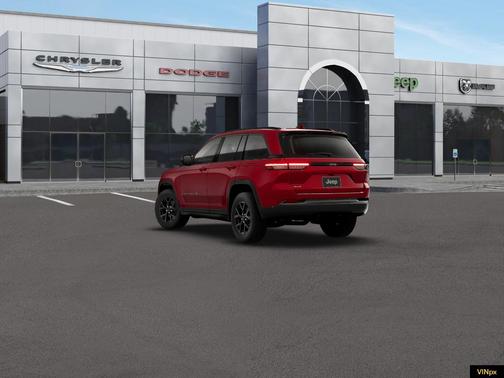 Velvet Red Pearlcoat 2026 Jeep Grand Cherokee Laredo