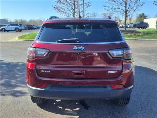 2022 Jeep Compass Latitude Lux
