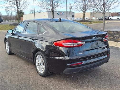 2020 Ford Fusion SE