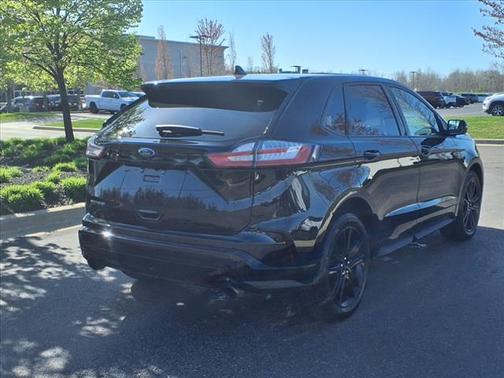 2020 Ford Edge ST Line