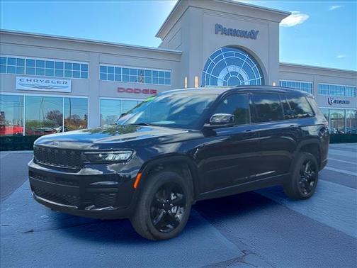 Diamond Black 2024 Jeep Grand Cherokee L Laredo