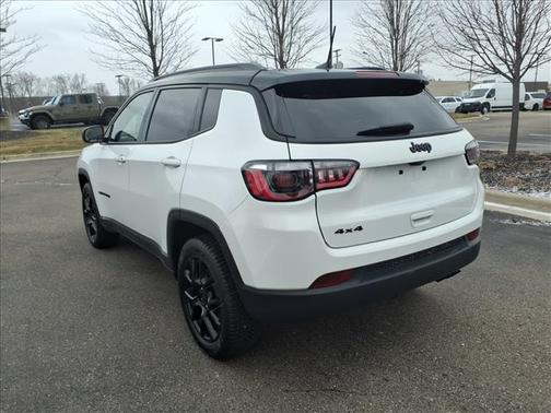 2022 Jeep Compass Altitude