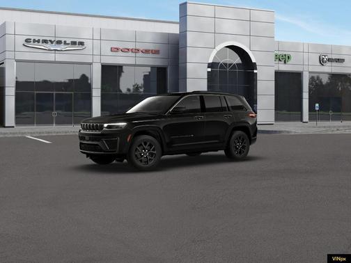 Diamond Black 2026 Jeep Grand Cherokee Laredo