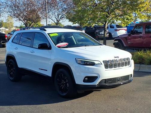 2023 Jeep Cherokee Altitude Lux