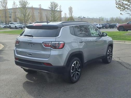 Billet Silver Metallic Clearcoat 2023 Jeep Compass Limited