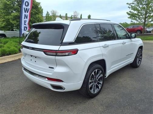 2022 Jeep Grand Cherokee Overland