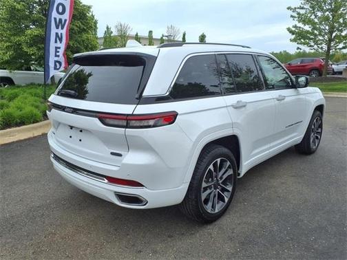 2022 Jeep Grand Cherokee Overland