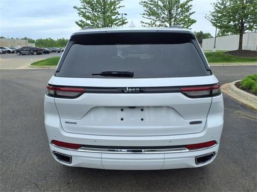 2022 Jeep Grand Cherokee Overland