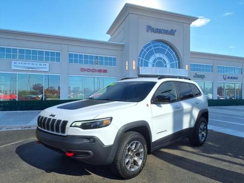 2022 Jeep Cherokee Trailhawk