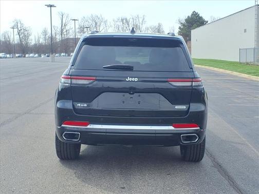 2022 Jeep Grand Cherokee Overland