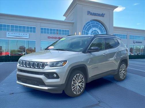 Billet Silver Metallic Clearcoat 2023 Jeep Compass Limited