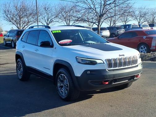 Bright White Clearcoat 2022 Jeep Cherokee Trailhawk
