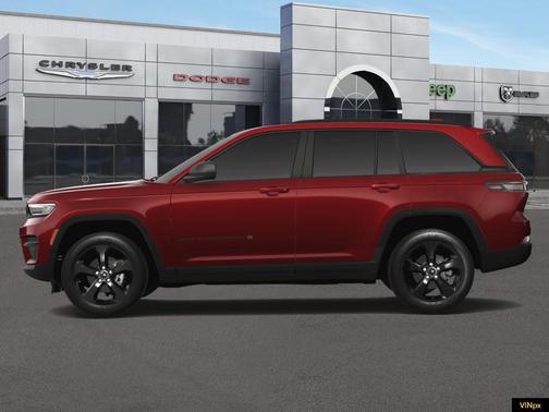 2025 Jeep Grand Cherokee Laredo