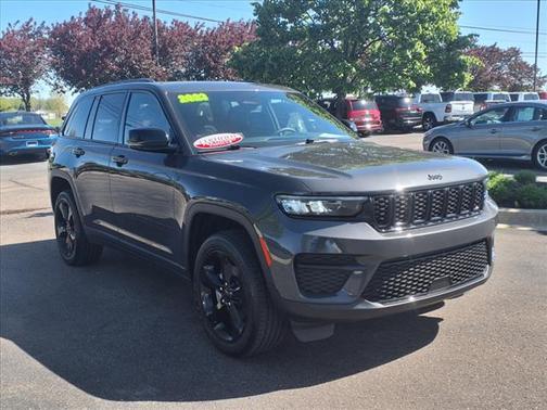 2023 Jeep Grand Cherokee Altitude