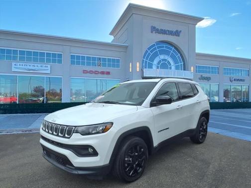 2022 Jeep Compass Latitude Lux