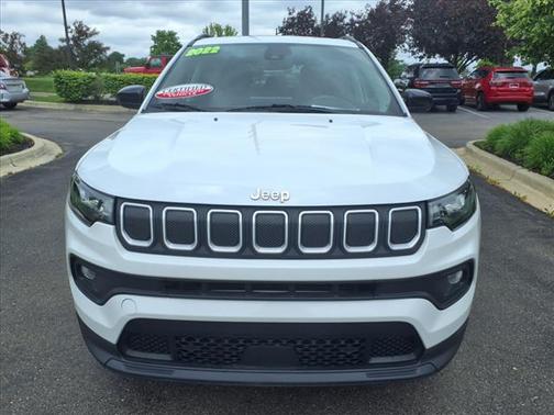 2022 Jeep Compass Latitude Lux