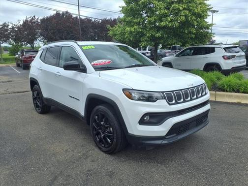 2022 Jeep Compass Latitude Lux