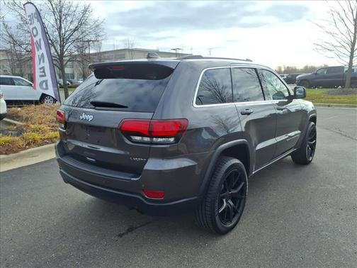 2020 Jeep Grand Cherokee Laredo E