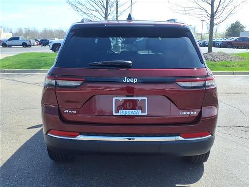 Velvet Red Pearlcoat 2025 Jeep Grand Cherokee Laredo