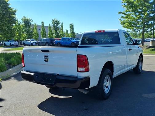 Bright White Clearcoat 2022 RAM 1500 Classic Tradesman