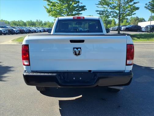 Bright White Clearcoat 2022 RAM 1500 Classic Tradesman