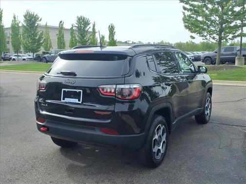 Diamond Black 2022 Jeep Compass Trailhawk
