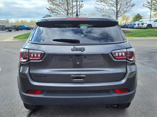 2022 Jeep Compass Altitude
