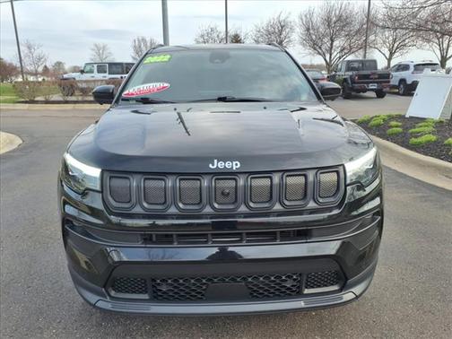 2022 Jeep Compass Latitude Lux