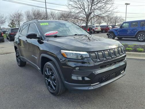 2022 Jeep Compass Latitude Lux