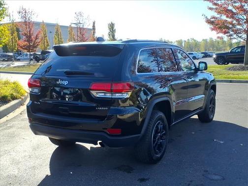 2020 Jeep Grand Cherokee Laredo E