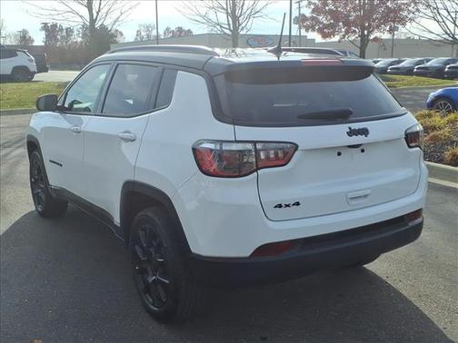 2023 Jeep Compass Altitude