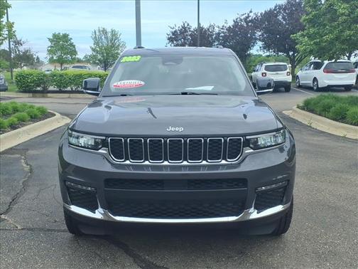 Metallic 2023 Jeep Grand Cherokee L Limited