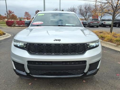 2024 Jeep Grand Cherokee L Laredo