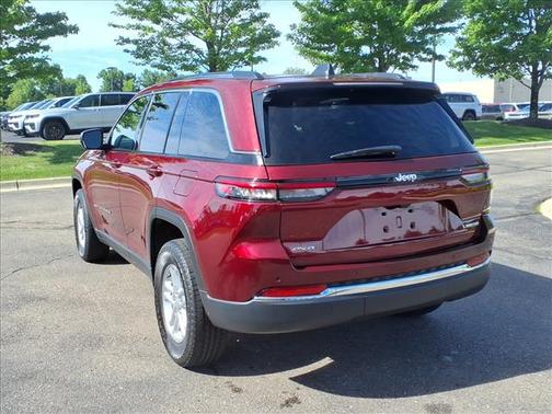Velvet 2023 Jeep Grand Cherokee Laredo