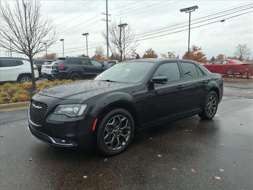2018 Chrysler 300 S