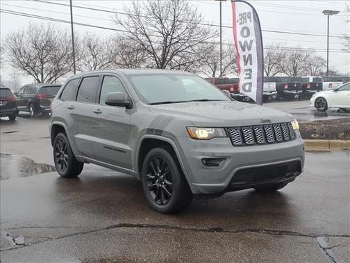 2019 Jeep Grand Cherokee Altitude