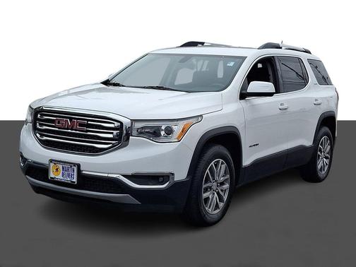 Summit White 2017 GMC Acadia SLE-2