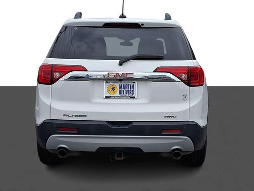 Summit White 2017 GMC Acadia SLE-2