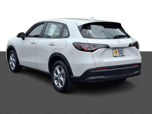 Platinum White 2024 Honda HR-V LX