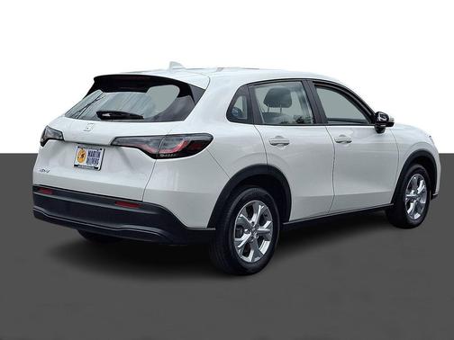 Platinum White 2024 Honda HR-V LX