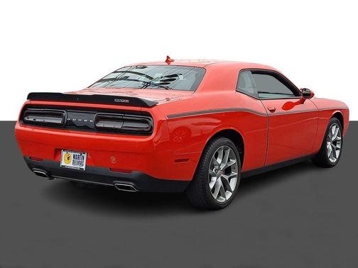 Go Mango 2023 Dodge Challenger SXT