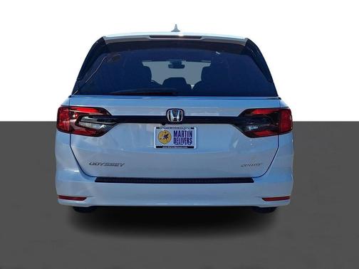 Platinum White Pearl 2024 Honda Odyssey Sport
