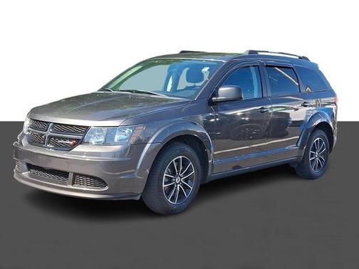 Granite Pearlcoat 2018 Dodge Journey SE
