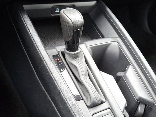 2025 Honda Accord LX 1.5T