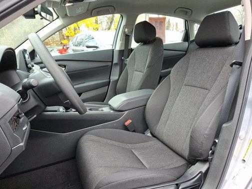 2025 Honda Accord LX 1.5T