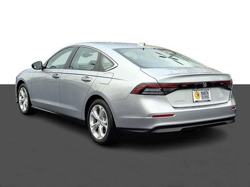 2025 Honda Accord LX 1.5T