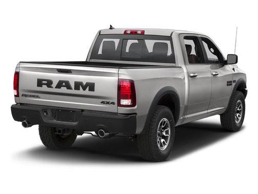 Brilliant Black Crystal Pearlcoat 2017 RAM 1500 Rebel