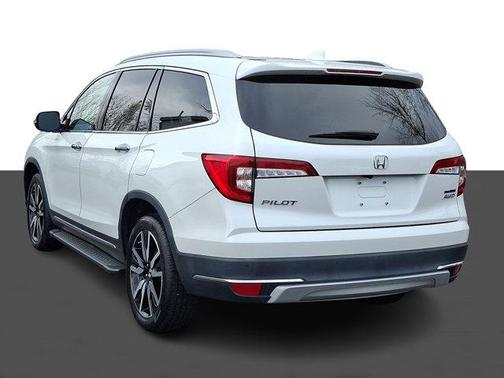 2020 Honda Pilot Touring 8-Passenger