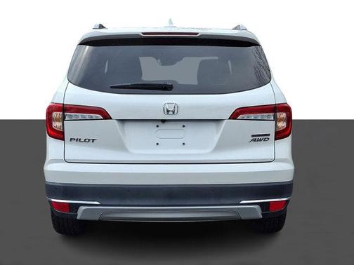 2020 Honda Pilot Touring 8-Passenger